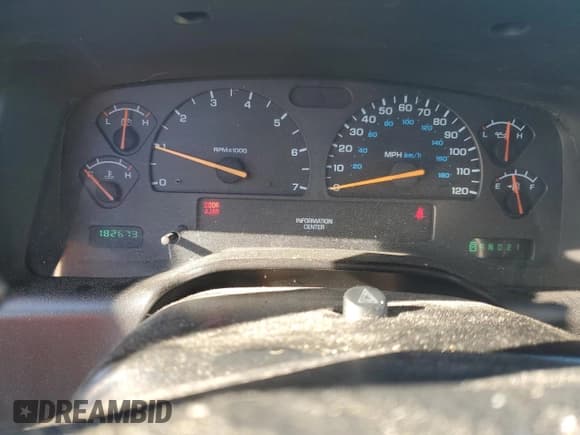 ✅ 2002 Dodge Dakota Sport • VIN: 1B7HG38N92S544374 • Lot: 79746554. Wystawiony na Copart z przebiegiem 182 673 mil. Bezpłatny archiwum sprzedaży aukcyjnych z USA i szczegółowy raport historii pojazdu na DreamBid. Zdjęcie 9.