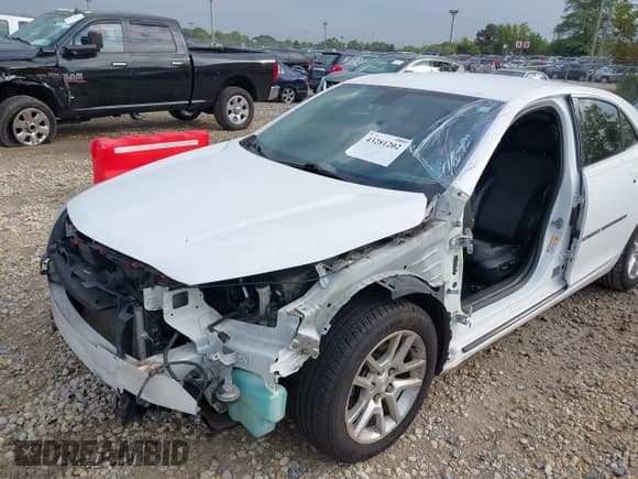 ✅ 2014 Chevrolet Malibu LT • VIN: 1G11C5SL5EF249598 • Lot: 43281202. Listed on IAAI with 145,550 mi. Free auction sales archive from the USA and detailed vehicle history report at DreamBid. Image 6.