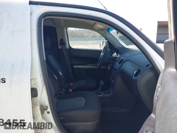 ✅ 2010 Chevrolet HHR LS • VIN: 3GCAAADB0AS520356 • Lot: 43620960. Wystawiony na IAAI z przebiegiem 146 746 mil. Bezpłatny archiwum sprzedaży aukcyjnych z USA i szczegółowy raport historii pojazdu na DreamBid. Zdjęcie 5.