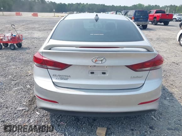 ✅ 2018 Hyundai Elantra Value Edition • VIN: KMHD84LF6JU505516 • Lot: 42400996. Listed on IAAI with 95,036 mi. Free auction sales archive from the USA and detailed vehicle history report at DreamBid. Image 16.