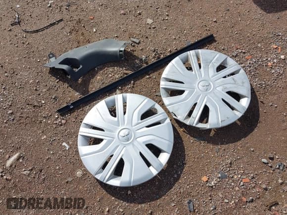 ✅ 2024 Mitsubishi Mirage ES • VIN: ML32FUFJ3RHF16078 • Lot: 43744491. Wystawiony na IAAI z przebiegiem 10 667 mil. Bezpłatny archiwum sprzedaży aukcyjnych z USA i szczegółowy raport historii pojazdu na DreamBid. Zdjęcie 12.