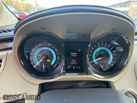 ✅ 2012 Buick LaCrosse Premium 2 • VIN: 1G4GF5E31CF372702 • Lot: 90290445. Listed on Copart with 130,098 mi. Free auction sales archive from the USA and detailed vehicle history report at DreamBid. Image 8.