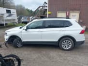 ✅ 2018 Volkswagen Tiguan SEL • VIN: 3VV2B7AX5JM164450 • Lot: 42191718. Wystawiony na IAAI z przebiegiem 68 556 mil. Bezpłatny archiwum sprzedaży aukcyjnych z USA i szczegółowy raport historii pojazdu na DreamBid. Zdjęcie 14.