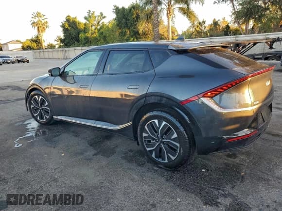 ✅ 2024 Kia EV6 Wind • VIN: KNDC34LA5R5211680 • Lot: 95303985. Listed on Copart with 49,472 mi. Free auction sales archive from the USA and detailed vehicle history report at DreamBid. Image 2.