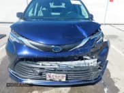 ✅ 2021 Toyota Sienna XLE • VIN: 5TDJRKEC2MS023873 • Lot: 42007925. Listed on IAAI with 75,909 mi. Free auction sales archive from the USA and detailed vehicle history report at DreamBid. Image 6.