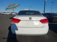 ✅ 2013 Volkswagen Passat SE • VIN: 1VWBP7A35DC088678 • Лот: 42629694. Опубликован ранее на IAAI с пробегом 111 006 миль. Бесплатный доступ к архиву аукционных продаж из США и подробный отчёт об истории автомобиля на DreamBid. Изображение 15.