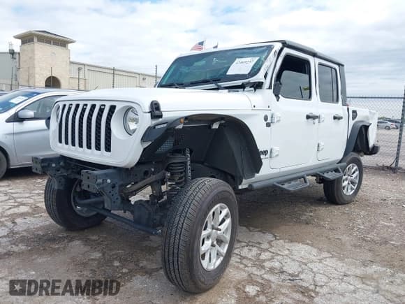✅ 2023 Jeep Gladiator Sport S • VIN: 1C6HJTAGXPL579320 • Лот: 42469237. Опубликован ранее на IAAI с пробегом 30 635 миль. Бесплатный доступ к архиву аукционных продаж из США и подробный отчёт об истории автомобиля на DreamBid. Изображение 17.