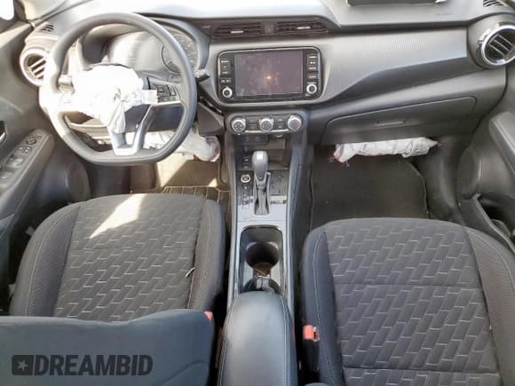 ✅ 2024 Nissan Kicks SV • VIN: 3N1CP5CV8RL556587 • Лот: 61952075. Опубликован ранее на Copart с пробегом 14 430 миль. Бесплатный доступ к архиву аукционных продаж из США и подробный отчёт об истории автомобиля на DreamBid. Изображение 8.