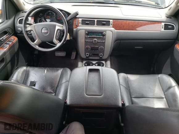 ✅ 2013 GMC Sierra 1500 SLT • VIN: 1GTR2WE71DZ212420 • Lot: 61867095. Listed on Copart with 148,498 mi. Free auction sales archive from the USA and detailed vehicle history report at DreamBid. Image 8.