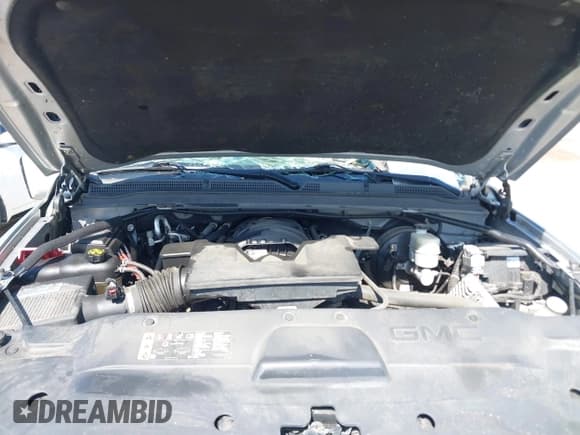 ✅ 2019 GMC Yukon XL SLT • VIN: 1GKS2GKC4KR159142 • Lot: 42363249. Wystawiony na IAAI z przebiegiem Nie podano. Bezpłatny archiwum sprzedaży aukcyjnych z USA i szczegółowy raport historii pojazdu na DreamBid. Zdjęcie 10.