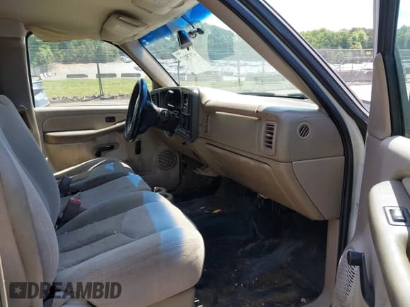 ✅ 2003 Chevrolet Silverado 1500 LS • VIN: 1GCEC19T33Z128989 • Lot: 42179237. Listed on IAAI with 329,452 mi. Free auction sales archive from the USA and detailed vehicle history report at DreamBid. Image 5.