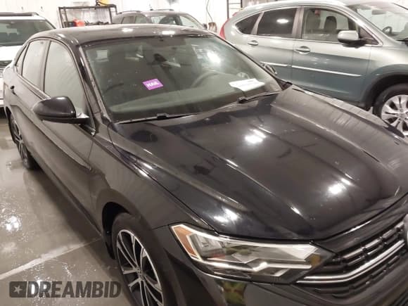 ✅ 2022 Volkswagen Jetta Sport • VIN: 3VWBM7BU1NM026310 • Lot: 43531743. Listed on IAAI with 20,389 mi. Free auction sales archive from the USA and detailed vehicle history report at DreamBid. Image 17.