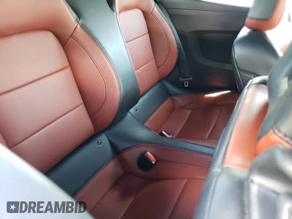 2024 Ford Mustang EcoBoost z VIN 1FAGP8UH1R5136541, wystawiony jako Copart lot #61732655 z przebiegiem 18 412 mil mil oraz Szkoda całkowita • Salvage title. Historia ofert i sprzedaży dostępna na DreamBid. Obrazek 10.