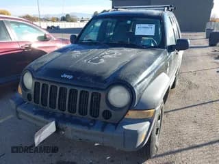 ✅ 2007 Jeep Liberty Sport • VIN: 1J4GL48KX7W590826 • Лот: 43588651. Опубликован ранее на IAAI с пробегом 313 951 миль. Бесплатный доступ к архиву аукционных продаж из США и подробный отчёт об истории автомобиля на DreamBid. Изображение 6.