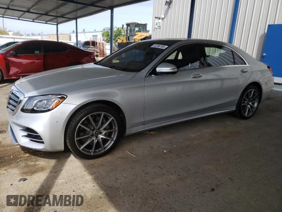 ✅ 2020 Mercedes-Benz S 560 • VIN: WDDUG8DB0LA519190 • Lot: 53286785. Listed on Copart with 50,587 mi. Free auction sales archive from the USA and detailed vehicle history report at DreamBid. Image 1.