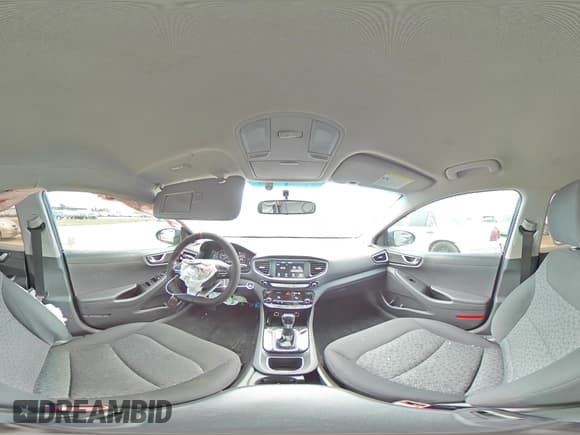 ✅ 2019 Hyundai Ioniq Blue • VIN: KMHC65LC4KU180704 • Lot: 46729075. Wystawiony na Copart z przebiegiem 102 336 mil. Bezpłatny archiwum sprzedaży aukcyjnych z USA i szczegółowy raport historii pojazdu na DreamBid. Zdjęcie 13.