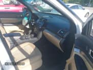 ✅ 2017 Ford Explorer • VIN: 1FM5K7BH3HGA21600 • Lot: 40102880. Wystawiony na IAAI z przebiegiem 106 641 mil. Bezpłatny archiwum sprzedaży aukcyjnych z USA i szczegółowy raport historii pojazdu na DreamBid. Zdjęcie 5.