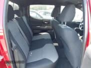 ✅ 2020 Toyota Tacoma SR5 • VIN: 3TMAZ5CN1LM139635 • Lot: 42313763. Wystawiony na IAAI z przebiegiem 72 752 mil. Bezpłatny archiwum sprzedaży aukcyjnych z USA i szczegółowy raport historii pojazdu na DreamBid. Zdjęcie 8.