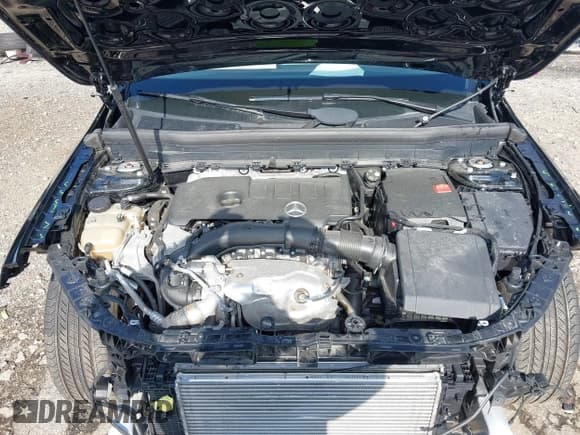 ✅ 2021 Mercedes-Benz GLB 250 • VIN: W1N4M4GB9MW108228 • Lot: 42440590. Listed on IAAI with 41,742 mi. Free auction sales archive from the USA and detailed vehicle history report at DreamBid. Image 10.