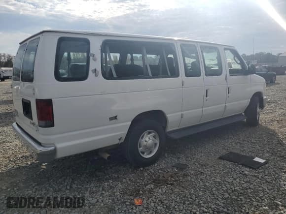 ✅ 2011 Ford Econoline Passenger XL • VIN: 1FBSS3BL6BDA20944 • Lot: 83783874. Listed on Copart with 83,804 mi. Free auction sales archive from the USA and detailed vehicle history report at DreamBid. Image 3.
