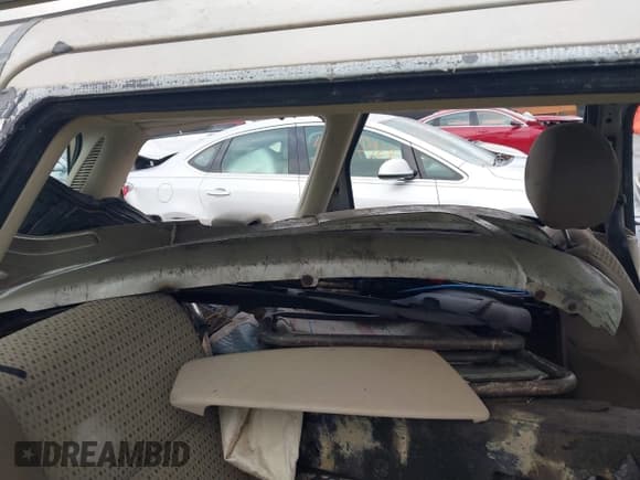 ✅ 2006 Ford Focus SE • VIN: 1FAFP36N96W127299 • Лот: 43768665. Опубликован ранее на IAAI с пробегом Не указан. Бесплатный доступ к архиву аукционных продаж из США и подробный отчёт об истории автомобиля на DreamBid. Изображение 8.