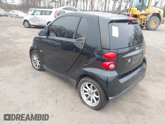 ✅ 2009 Smart fortwo Pure • VIN: WMEEJ31X49K254488 • Lot: 43818664. Listed on IAAI with Not provided. Free auction sales archive from the USA and detailed vehicle history report at DreamBid. Image 3.