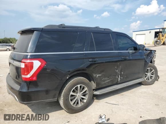 ✅ 2018 Ford Expedition XLT • VIN: 1FMJU1HT5JEA28437 • Lot: 81090115. Wystawiony na Copart z przebiegiem 141 258 mil. Bezpłatny archiwum sprzedaży aukcyjnych z USA i szczegółowy raport historii pojazdu na DreamBid. Zdjęcie 3.