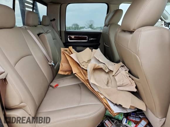 2010 Dodge 1500 Laramie с VIN 1D7RB1CT0AS177947, выставлен на аукционе Copart как лот 64126115 с пробегом 91 001 миль миль и Списание • Salvage title. История ставок и продаж доступна на DreamBid. Изображение 10.