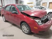 ✅ 2005 Ford Focus S • VIN: 1FAFP34N45W147512 • Lot: 43528588. Wystawiony na IAAI z przebiegiem 162 037 mil. Bezpłatny archiwum sprzedaży aukcyjnych z USA i szczegółowy raport historii pojazdu na DreamBid. Zdjęcie 1.