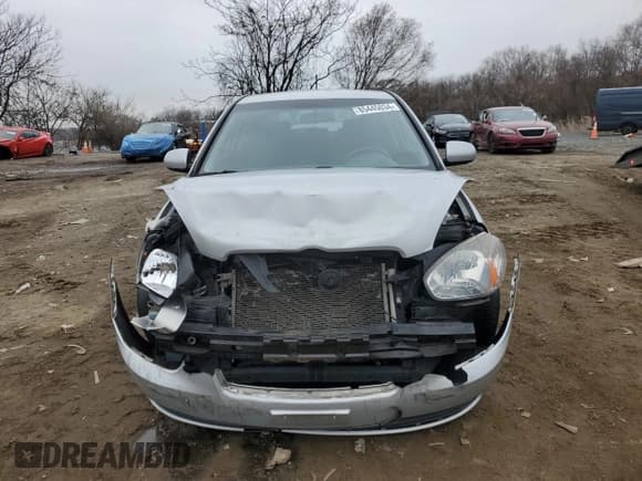 ✅ 2011 Hyundai Accent GS • VIN: KMHCM3AC9BU187418 • Лот: 85445034. Опубликован ранее на Copart с пробегом 155 150 миль. Бесплатный доступ к архиву аукционных продаж из США и подробный отчёт об истории автомобиля на DreamBid. Изображение 5.