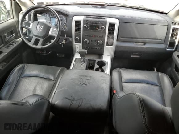 ✅ 2009 Dodge 1500 SLT • VIN: 1D3HV18T39S724279 • Lot: 47127535. Wystawiony na Copart z przebiegiem 104 654 mil. Bezpłatny archiwum sprzedaży aukcyjnych z USA i szczegółowy raport historii pojazdu na DreamBid. Zdjęcie 8.