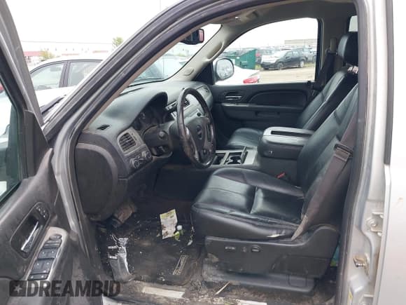 ✅ 2013 GMC Sierra 1500 SLT • VIN: 3GTP2WE78DG340855 • Lot: 43004859. Listed on IAAI with 172,173 mi. Free auction sales archive from the USA and detailed vehicle history report at DreamBid. Image 5.