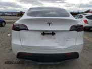 ✅ 2022 Tesla Model Y Long Range • VIN: 7SAYGDEE3NF321326 • Lot: 87405735. Wystawiony na Copart z przebiegiem Nie podano. Bezpłatny archiwum sprzedaży aukcyjnych z USA i szczegółowy raport historii pojazdu na DreamBid. Zdjęcie 6.