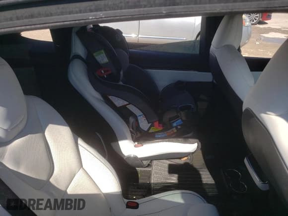 ✅ 2022 Tesla Model X Plaid • VIN: 7SAXCBE61NF343488 • Лот: 69742665. Опубликован ранее на Copart с пробегом Не указан. Бесплатный доступ к архиву аукционных продаж из США и подробный отчёт об истории автомобиля на DreamBid. Изображение 10.