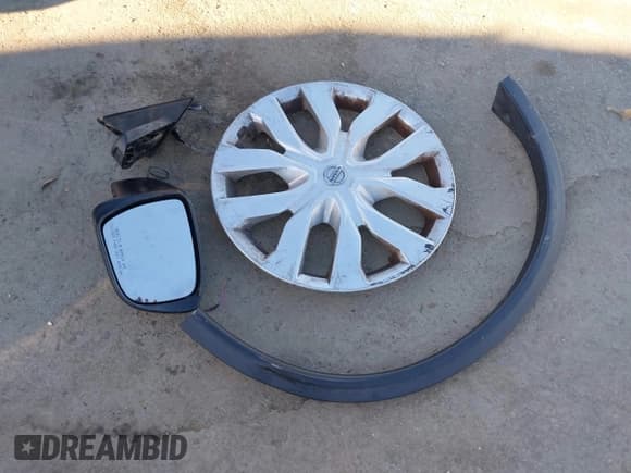 ✅ 2017 Nissan Rogue S • VIN: KNMAT2MT9HP549906 • Lot: 43873525. Listed on IAAI with 258,335 mi. Free auction sales archive from the USA and detailed vehicle history report at DreamBid. Image 12.