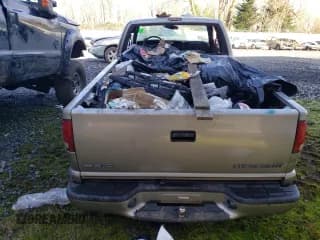 ✅ 2002 Chevrolet S-10 LS • VIN: 1GCCS19W928262091 • Лот: 42202725. Опубликован ранее на Copart с пробегом Не указан. Бесплатный доступ к архиву аукционных продаж из США и подробный отчёт об истории автомобиля на DreamBid. Изображение 6.