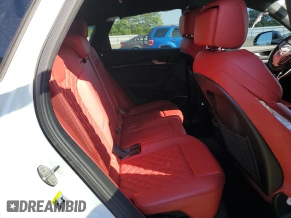 ✅ 2021 Audi SQ5 Premium Plus • VIN: WA1B4AFY9M2032000 • Lot: 71526585. Wystawiony na Copart z przebiegiem 31 416 mil. Bezpłatny archiwum sprzedaży aukcyjnych z USA i szczegółowy raport historii pojazdu na DreamBid. Zdjęcie 11.
