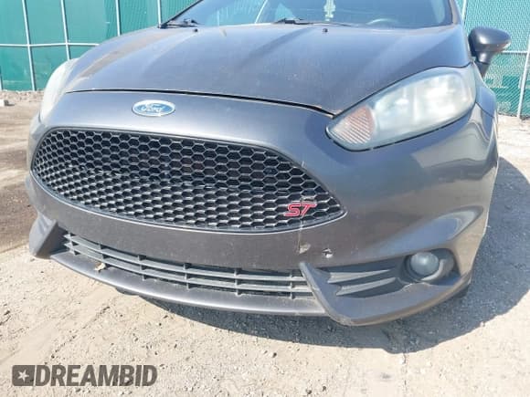 ✅ 2016 Ford Fiesta ST • VIN: 3FADP4GX9GM156638 • Lot: 43190076. Listed on IAAI with 187,497 mi. Free auction sales archive from the USA and detailed vehicle history report at DreamBid. Image 6.