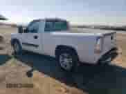 2004 Chevrolet Silverado 1500 LS z VIN 1GCEC14VX4Z171221, wystawiony jako Copart lot #78542024 z przebiegiem 254 153 mil mil oraz Szkoda całkowita • Salvage title. Historia ofert i sprzedaży dostępna na DreamBid. Obrazek 2.