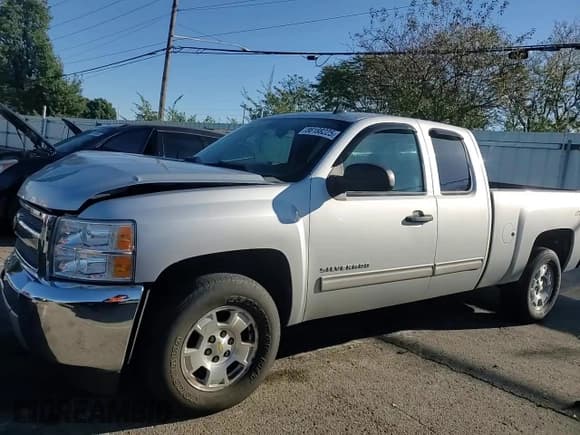 ✅ 2012 Chevrolet Silverado 1500 LT • VIN: 1GCRKSE72CZ281446 • Лот: 86188225. Опубликован ранее на Copart с пробегом 144 801 миль. Бесплатный доступ к архиву аукционных продаж из США и подробный отчёт об истории автомобиля на DreamBid. Изображение 13.
