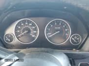 ✅ 2015 BMW 3 Series 328i • VIN: WBA3A5C59FP604092 • Lot: 83976445. Wystawiony na Copart z przebiegiem Nie podano. Bezpłatny archiwum sprzedaży aukcyjnych z USA i szczegółowy raport historii pojazdu na DreamBid. Zdjęcie 9.