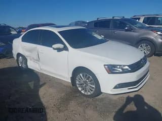✅ 2016 Volkswagen Jetta SEL • VIN: 3VWL17AJ5GM225593 • Lot: 42328678. Wystawiony na IAAI z przebiegiem 103 977 mil. Bezpłatny archiwum sprzedaży aukcyjnych z USA i szczegółowy raport historii pojazdu na DreamBid. Zdjęcie 1.
