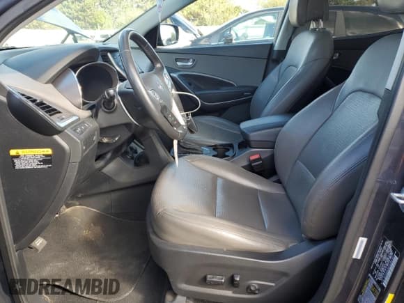 ✅ 2015 Hyundai Santa Fe • VIN: 5XYZU3LBXFG264162 • Lot: 89681285. Listed on Copart with 96,828 mi. Free auction sales archive from the USA and detailed vehicle history report at DreamBid. Image 7.