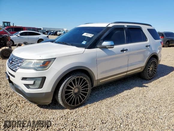 ✅ 2016 Ford Explorer XLT • VIN: 1FM5K7D88GGD01346 • Лот: 86337485. Опубликован ранее на Copart с пробегом 164 652 миль. Бесплатный доступ к архиву аукционных продаж из США и подробный отчёт об истории автомобиля на DreamBid. Изображение 1.