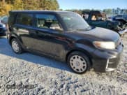 ✅ 2015 Scion xB • VIN: JTLZE4FE0FJ074545 • Лот: 92169755. Опубликован ранее на Copart с пробегом 180 303 миль. Бесплатный доступ к архиву аукционных продаж из США и подробный отчёт об истории автомобиля на DreamBid. Изображение 4.