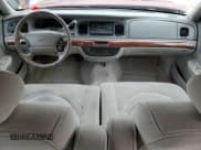 ✅ 1995 Mercury Grand Marquis LS • VIN: 2MELM75W8SX636658 • Лот: 47776445. Опубликован ранее на Copart с пробегом 123 737 миль. Бесплатный доступ к архиву аукционных продаж из США и подробный отчёт об истории автомобиля на DreamBid. Изображение 8.