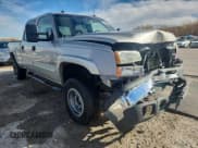 ✅ 2005 Chevrolet Silverado 2500HD LS • VIN: 1GCHK23235F829056 • Lot: 91419425. Wystawiony na Copart z przebiegiem 142 763 mil. Bezpłatny archiwum sprzedaży aukcyjnych z USA i szczegółowy raport historii pojazdu na DreamBid. Zdjęcie 4.