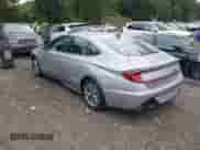 2023 Hyundai Sonata SEL z VIN KMHL64JA4PA313904, wystawiony jako IAAI lot #43266884 z przebiegiem 7 403 mil mil oraz . Historia ofert i sprzedaży dostępna na DreamBid. Obrazek 3.