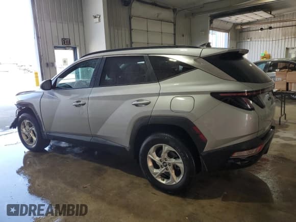 ✅ 2022 Hyundai Tucson Preferred • VIN: KM8JBCAE3NU170567 • Lot: 49965335. Wystawiony na Copart z przebiegiem 22 950 mil. Bezpłatny archiwum sprzedaży aukcyjnych z USA i szczegółowy raport historii pojazdu na DreamBid. Zdjęcie 2.