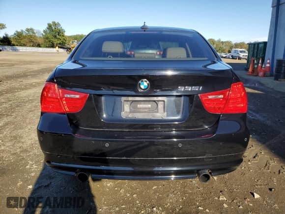 2011 BMW 3 Series 335i xDrive с VIN WBAPL5C54BA982586, выставлен на аукционе Copart как лот 85827335 с пробегом 58 864 миль миль и Списание • Salvage title. История ставок и продаж доступна на DreamBid. Изображение 6.